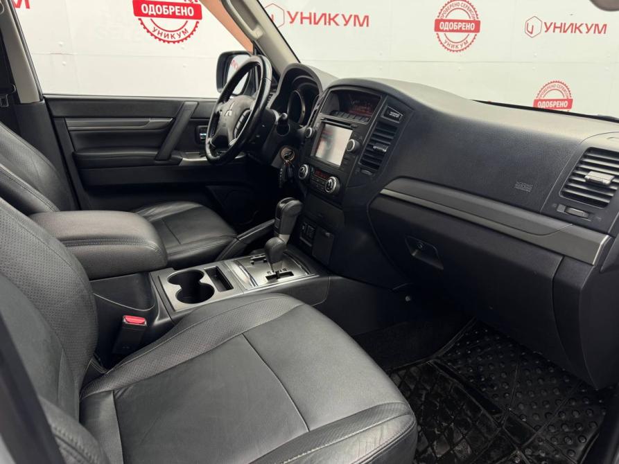 Mitsubishi Pajero IV Рестайлинг 1 Екатеринбург  - изображение 36