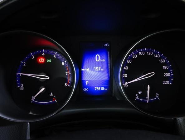 Toyota C-HR I с пробегом 2018 года, цена 2 370 000 рублей, 75609 км, внедорожник, Автокод Объявления