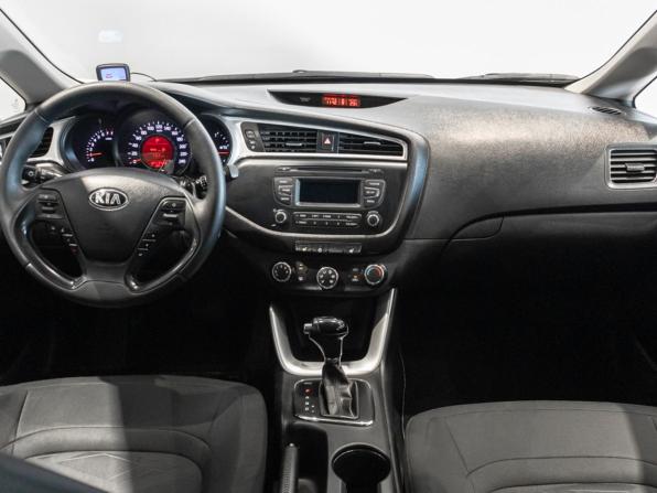 Kia Ceed II Рестайлинг с пробегом 2018 года, цена 1 540 000 рублей, 189155 км, хэтчбек, Автокод Объявления