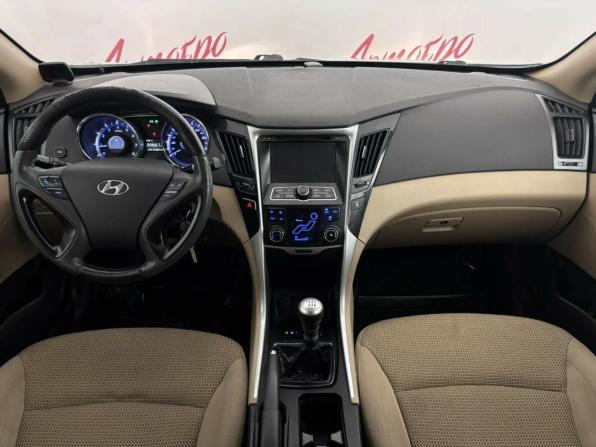 Hyundai Sonata VI (YF) с пробегом 2010 года, цена 649 000 рублей, 318803 км, седан, Автокод Объявления