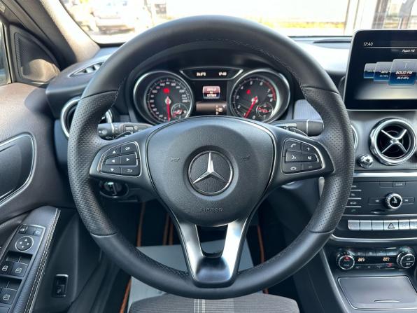 Mercedes-Benz GLA I (X156) Рестайлинг с пробегом 2019 года, цена 2 370 000 рублей, 127564 км, внедорожник, Автокод Объявления