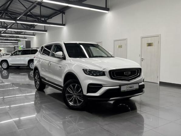 Geely Atlas Pro с пробегом 2024 года, цена 2 395 000 рублей, 29488 км, внедорожник, Автокод Объявления