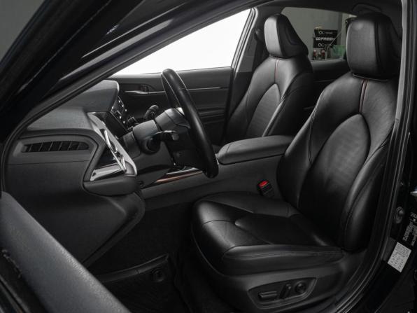 Toyota Camry VIII (XV70) с пробегом 2021 года, цена 3 099 000 рублей, 85408 км, седан, Автокод Объявления