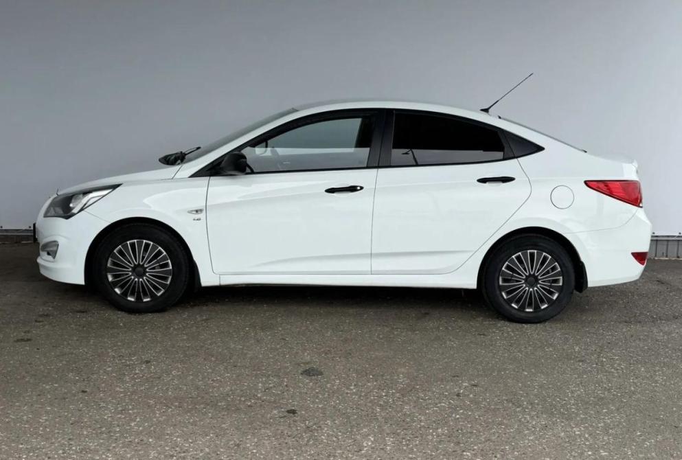 Hyundai Solaris I Киров  - изображение 9