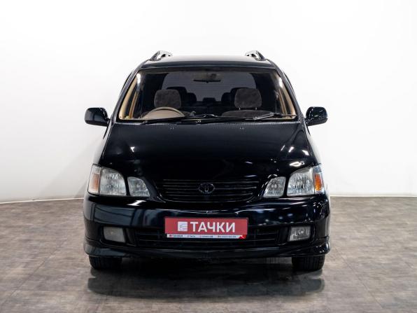 Toyota Gaia с пробегом 2000 года, цена 695 000 рублей, 268766 км, компактвэн, Автокод Объявления