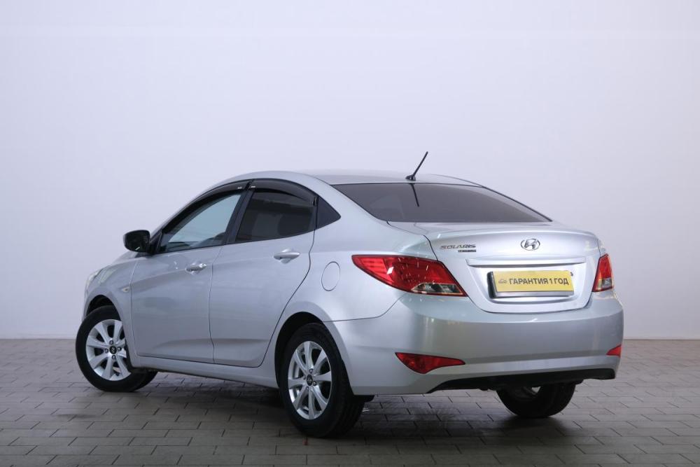 Hyundai Solaris I Рестайлинг Омск  - изображение 5