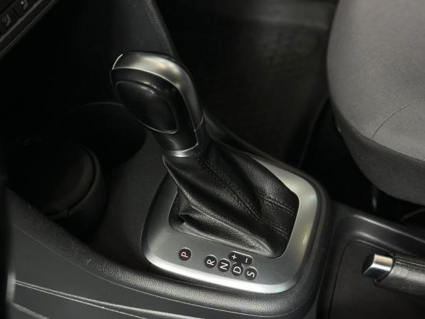 Volkswagen Polo V Рестайлинг с пробегом 2016 года, цена 1 300 000 рублей, 86374 км, седан, Автокод Объявления