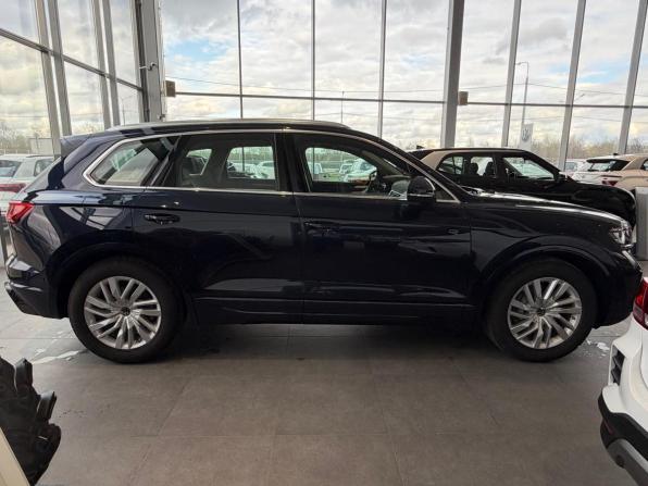 Volkswagen Touareg III Рестайлинг с пробегом 2025 года, цена 8 390 000 рублей, 50 км, внедорожник, Автокод Объявления
