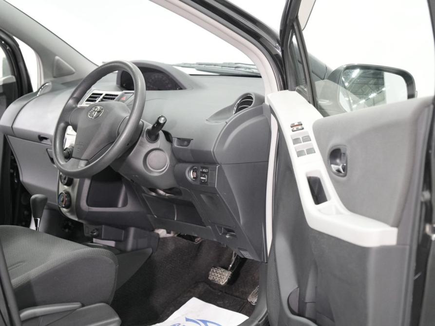 Toyota Vitz II (XP90) Новосибирск  - изображение 17