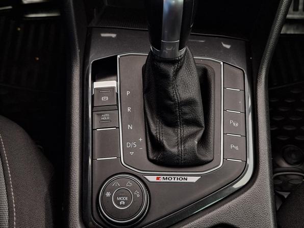 Volkswagen Tiguan II с пробегом 2018 года, цена 3 090 000 рублей, 58700 км, внедорожник, Автокод Объявления