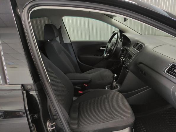Volkswagen Polo V с пробегом 2013 года, цена 900 000 рублей, 69000 км, седан, Автокод Объявления