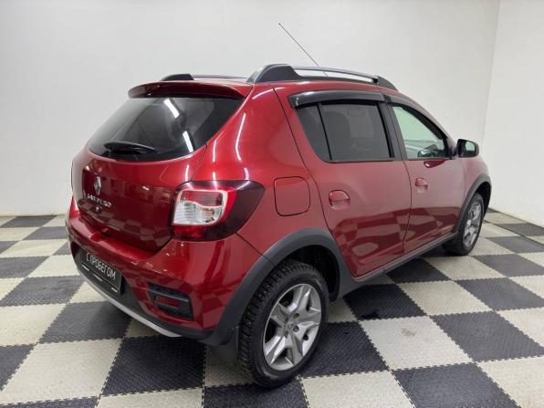 Renault Sandero II Рестайлинг с пробегом 2021 года, цена 980 000 рублей, 81504 км, хэтчбек, Автокод Объявления