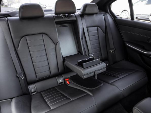 BMW 3 серии VII (G2x) с пробегом 2019 года, цена 3 999 000 рублей, 98743 км, седан, Автокод Объявления