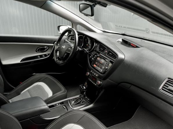 Kia Ceed II с пробегом 2013 года, цена 1 590 000 рублей, 58591 км, хэтчбек, Автокод Объявления