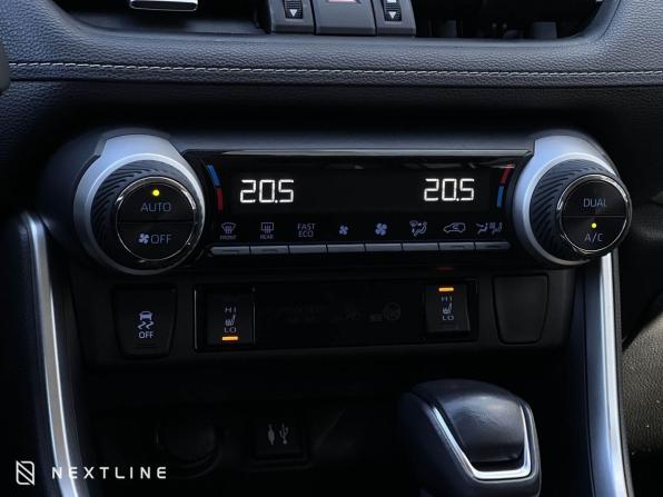 Toyota RAV4 V (XA50) с пробегом 2019 года, цена 3 890 000 рублей, 53600 км, внедорожник, Автокод Объявления