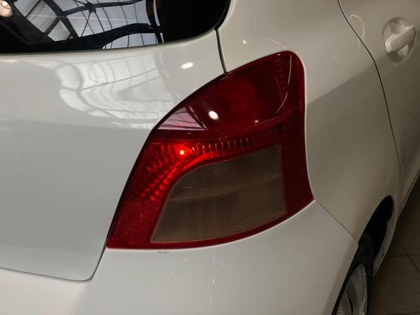 Toyota Vitz II (XP90) с пробегом 2005 года, цена 430 000 рублей, 199802 км, хэтчбек, Автокод Объявления