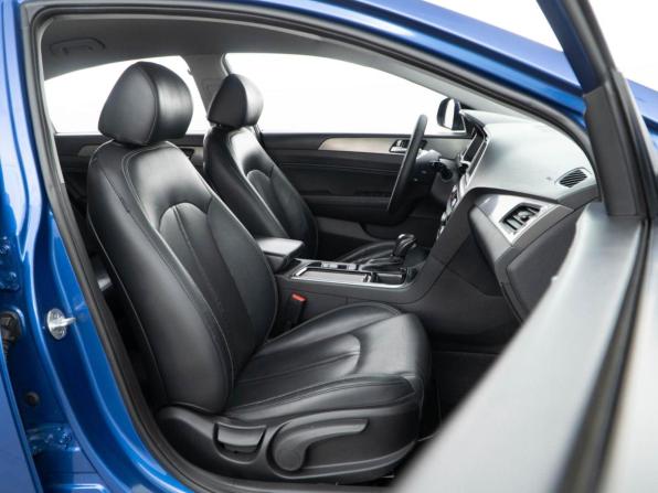 Hyundai Sonata VII (LF) Рестайлинг с пробегом 2017 года, цена 1 779 050 рублей, 125036 км, седан, Автокод Объявления
