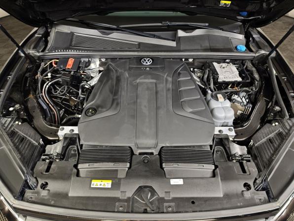 Volkswagen Touareg III с пробегом 2020 года, цена 5 593 000 рублей, 59000 км, внедорожник, Автокод Объявления