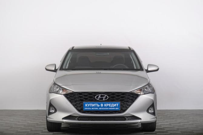 Hyundai Solaris II Рестайлинг с пробегом 2021 года, цена 1 699 000 рублей, 41000 км, седан, Автокод Объявления