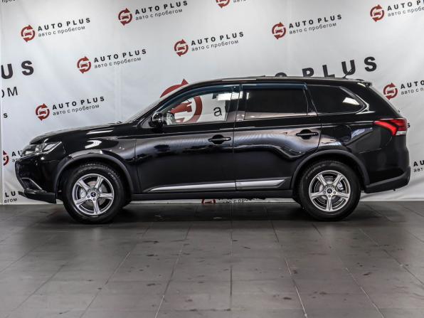 Mitsubishi Outlander III Рестайлинг 2 с пробегом 2015 года, цена 1 680 000 рублей, 89069 км, внедорожник, Автокод Объявления