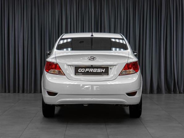 Hyundai Solaris I с пробегом 2011 года, цена 719 000 рублей, 299476 км, седан, Автокод Объявления
