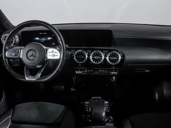Mercedes-Benz CLA II (C118 X118) с пробегом 2021 года, цена 3 198 000 рублей, 60099 км, седан, Автокод Объявления