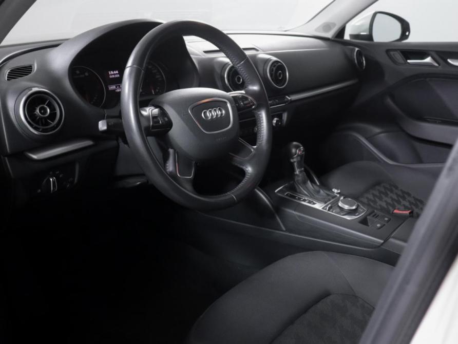 Audi A3 III (8V) Москва  - изображение 14
