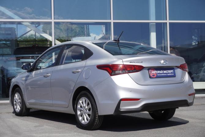 Hyundai Solaris II с пробегом 2019 года, цена 1 313 000 рублей, 168350 км, седан, Автокод Объявления