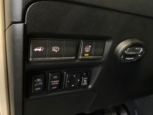 Nissan Patrol VI (Y62) с пробегом 2010 года, цена 2 300 000 рублей, 167249 км, внедорожник, Автокод Объявления
