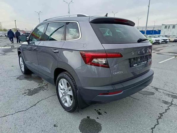 Skoda Karoq I с пробегом 2020 года, цена 2 644 995 рублей, 48043 км, внедорожник, Автокод Объявления