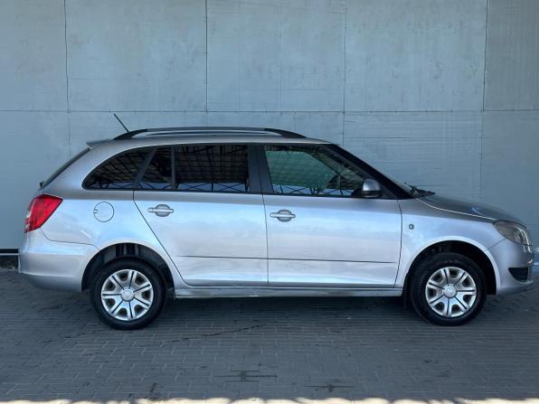 Skoda Fabia II Рестайлинг с пробегом 2014 года, цена 600 000 рублей, 267356 км, универсал, Автокод Объявления