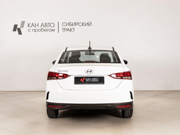 Hyundai Solaris II Рестайлинг с пробегом 2021 года, цена 1 612 300 рублей, 97152 км, седан, Автокод Объявления