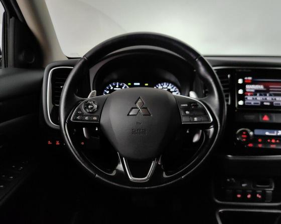 Mitsubishi Outlander III Рестайлинг 2 с пробегом 2018 года, цена 2 298 000 рублей, 186000 км, внедорожник, Автокод Объявления
