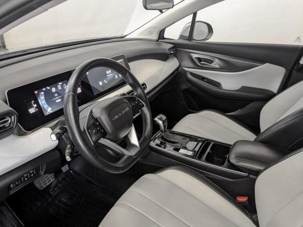BAIC U5 Plus с пробегом 2023 года, цена 750 000 рублей, 131506 км, седан, Автокод Объявления