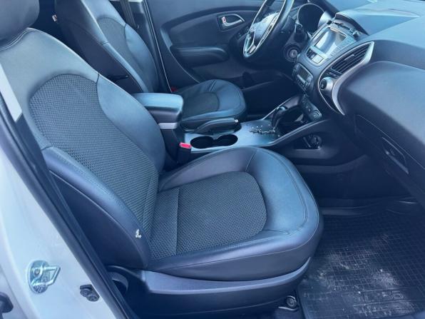 Hyundai ix35 I с пробегом 2012 года, цена 1 079 900 рублей, 208565 км, внедорожник, Автокод Объявления