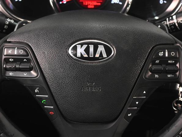 Kia Ceed II с пробегом 2015 года, цена 1 369 000 рублей, 137508 км, хэтчбек, Автокод Объявления