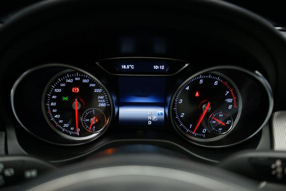 Mercedes-Benz GLA I (X156) Рестайлинг Крым  - изображение 13