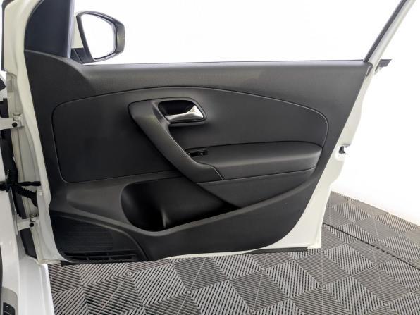 Volkswagen Polo V Рестайлинг с пробегом 2016 года, цена 1 130 000 рублей, 148376 км, седан, Автокод Объявления