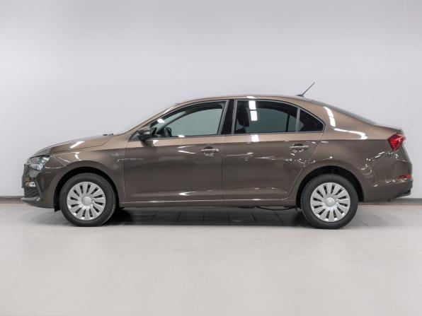 Skoda Rapid II с пробегом 2022 года, цена 1 770 000 рублей, 39718 км, лифтбек, Автокод Объявления
