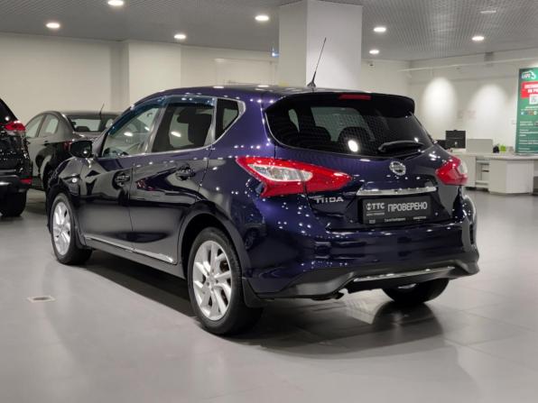 Nissan Tiida II с пробегом 2015 года, цена 1 090 000 рублей, 124112 км, хэтчбек, Автокод Объявления
