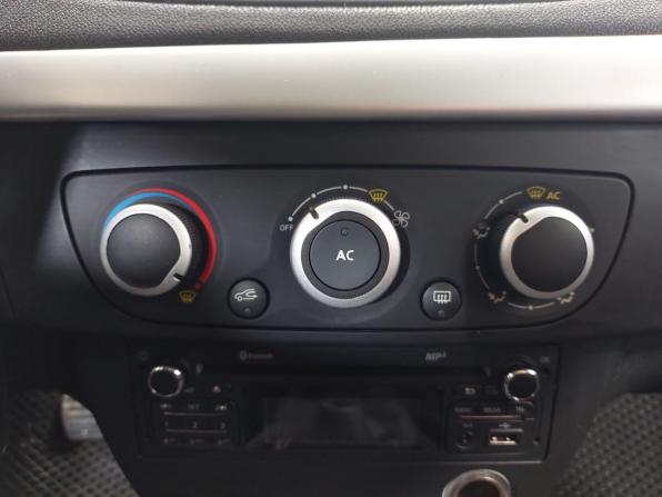 Renault Fluence I с пробегом 2013 года, цена 595 000 рублей, 217000 км, седан, Автокод Объявления