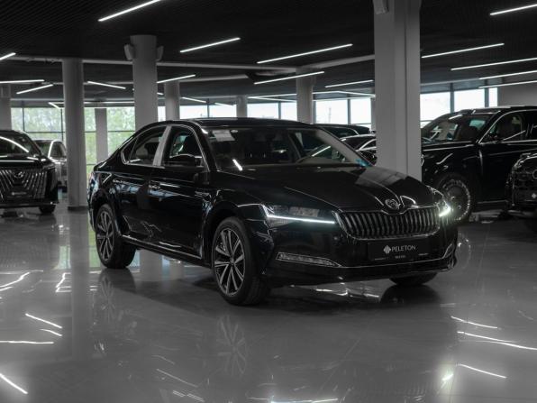 Skoda Superb III Рестайлинг с пробегом 2025 года, цена 3 250 000 рублей, 55 км, лифтбек, Автокод Объявления