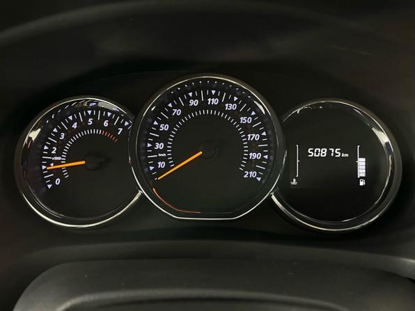 Renault Sandero II Рестайлинг с пробегом 2021 года, цена 1 325 000 рублей, 50875 км, хэтчбек, Автокод Объявления