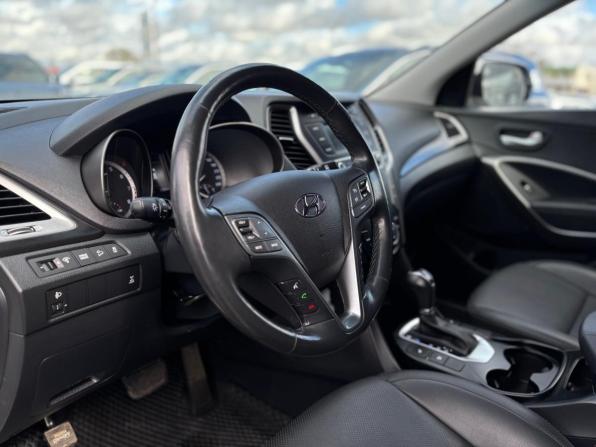 Hyundai Santa Fe III Рестайлинг с пробегом 2017 года, цена 2 465 000 рублей, 71943 км, внедорожник, Автокод Объявления