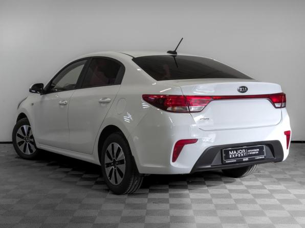 Kia Rio IV с пробегом 2019 года, цена 1 340 000 рублей, 130755 км, седан, Автокод Объявления