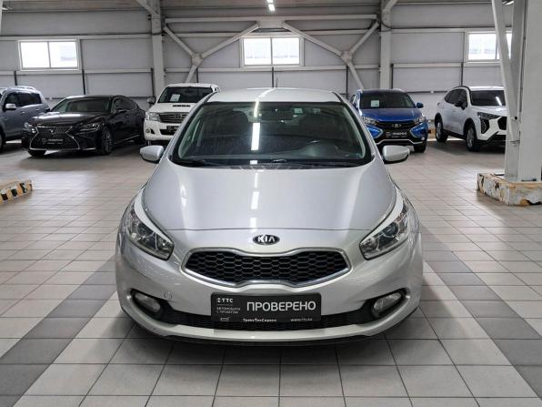 Kia Ceed II с пробегом 2014 года, цена 975 000 рублей, 143882 км, хэтчбек, Автокод Объявления