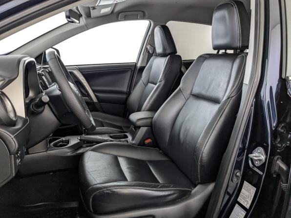 Toyota RAV4 IV (XA40) Рестайлинг с пробегом 2019 года, цена 3 155 000 рублей, 73677 км, внедорожник, Автокод Объявления