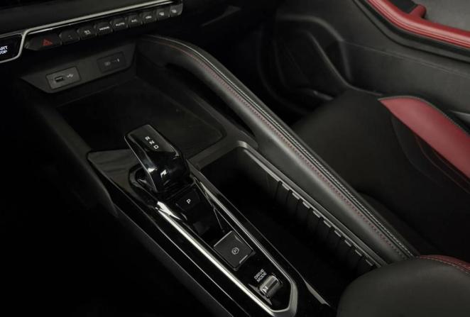Geely Coolray I Рестайлинг с пробегом 2024 года, цена 2 200 000 рублей, 15110 км, внедорожник, Автокод Объявления