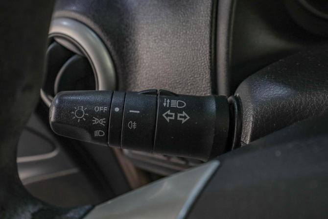 Nissan Note I Рестайлинг с пробегом 2011 года, цена 689 000 рублей, 262000 км, хэтчбек, Автокод Объявления