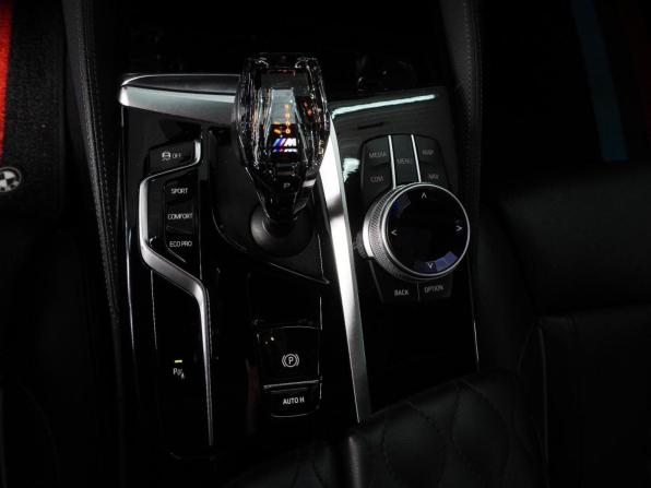 BMW 5 серии VII (G30/G31/G38) Рестайлинг с пробегом 2023 года, цена 6 300 000 рублей, 53578 км, седан, Автокод Объявления